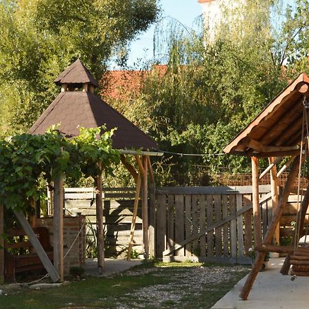 Pensiune Agroturistica Hanna Ocland Екстериор снимка